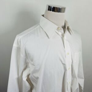 Jos A Bank 17 35 Traveler Cloth Dress Shirt All White 100% Cotton Formal